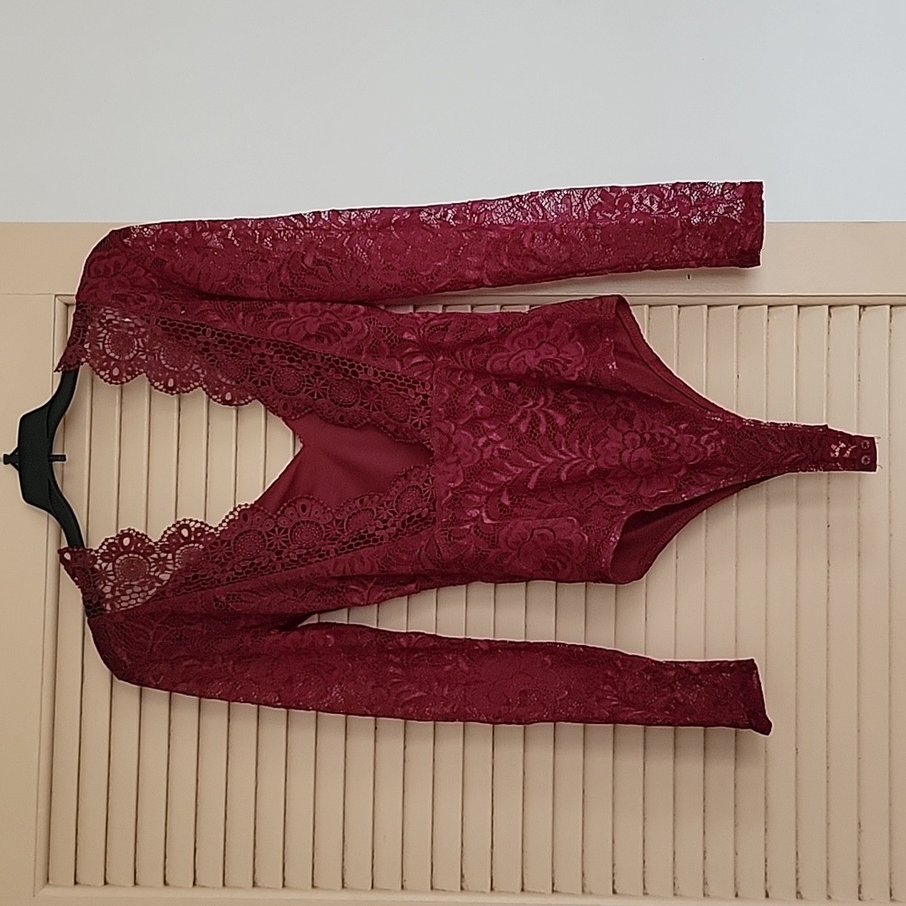 Bodysuit red lace small